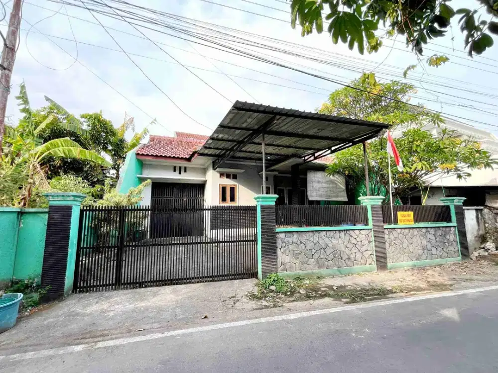Rumah Bagus Tengah Kota Solo Delat SarGedhe dan SarKlewer