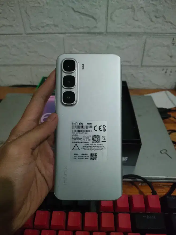 INFINIX HOT 60 PRO PLUS RAM 8/256