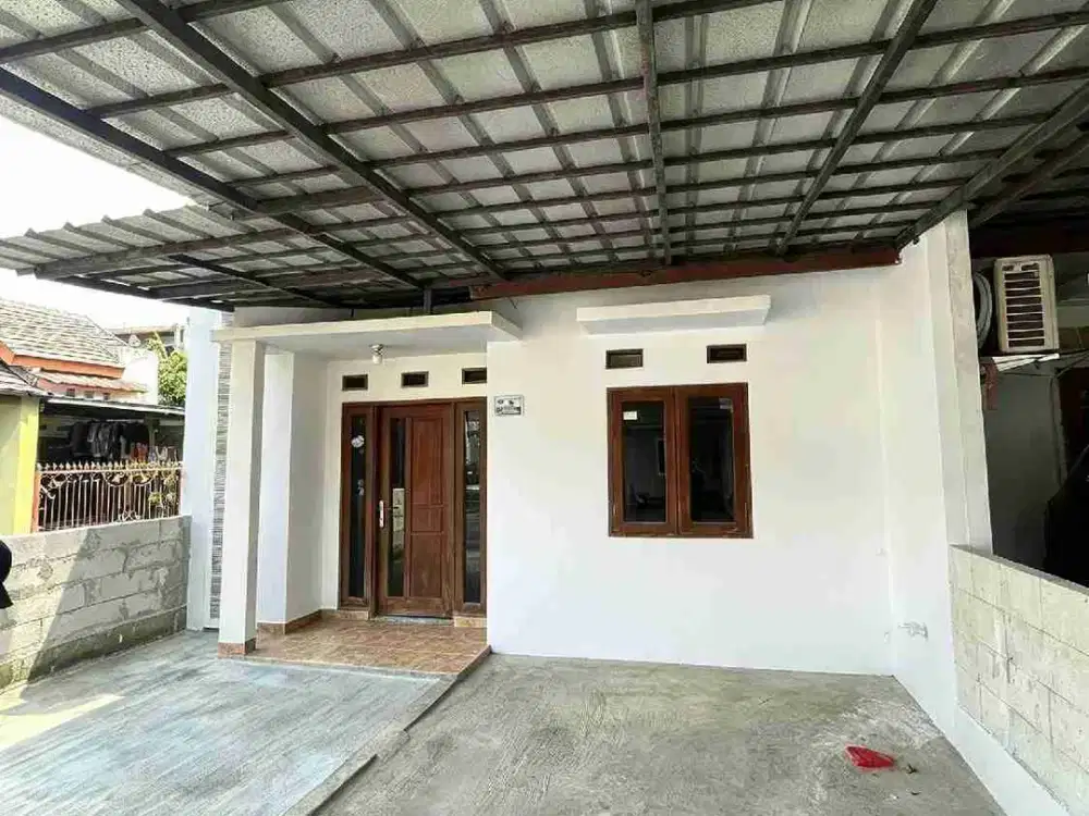 Disewakan rumah 25juta pertahun net tdk bs nego boleh 6bulan smua agama yg penting bersih dan tidak jorok lokasi kemang depok