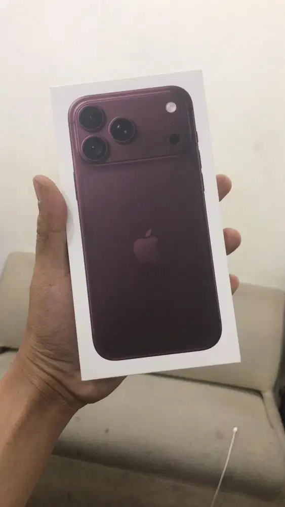 Iphone 18 promax 256. Resmi
