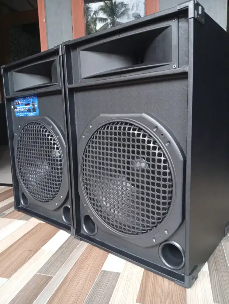 Sepasang speaker aktif bluetooth 15