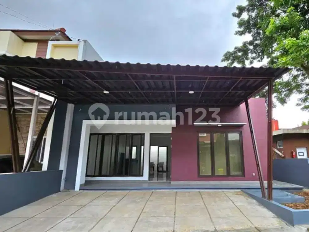 Rumah di Rempoa Siap Huni, Dekat ke Stasiun MRT Lebak Bulus
