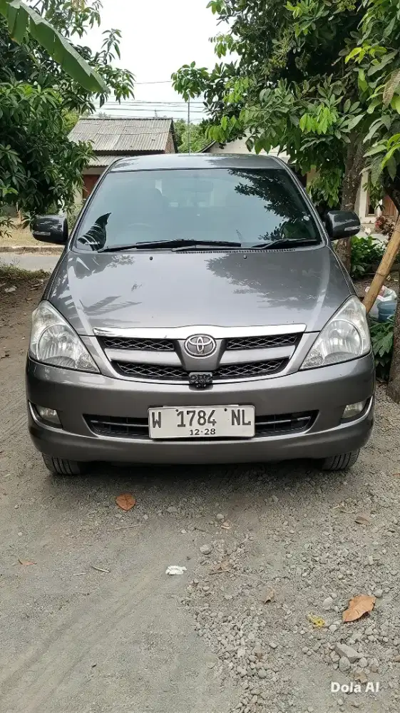 Kijang innova v matic 2008