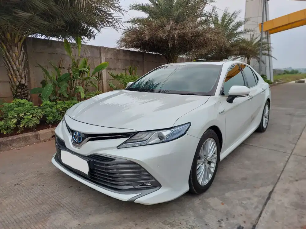LIMITED CAMRY 2.5 Hybrid AT 2019 WHITE PEARL !!