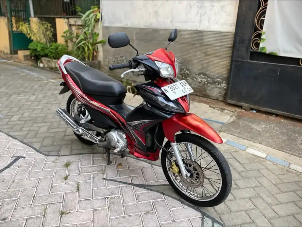 YAMAHA JUPITER Z ROBOT 2012 – MERAH MAROON
