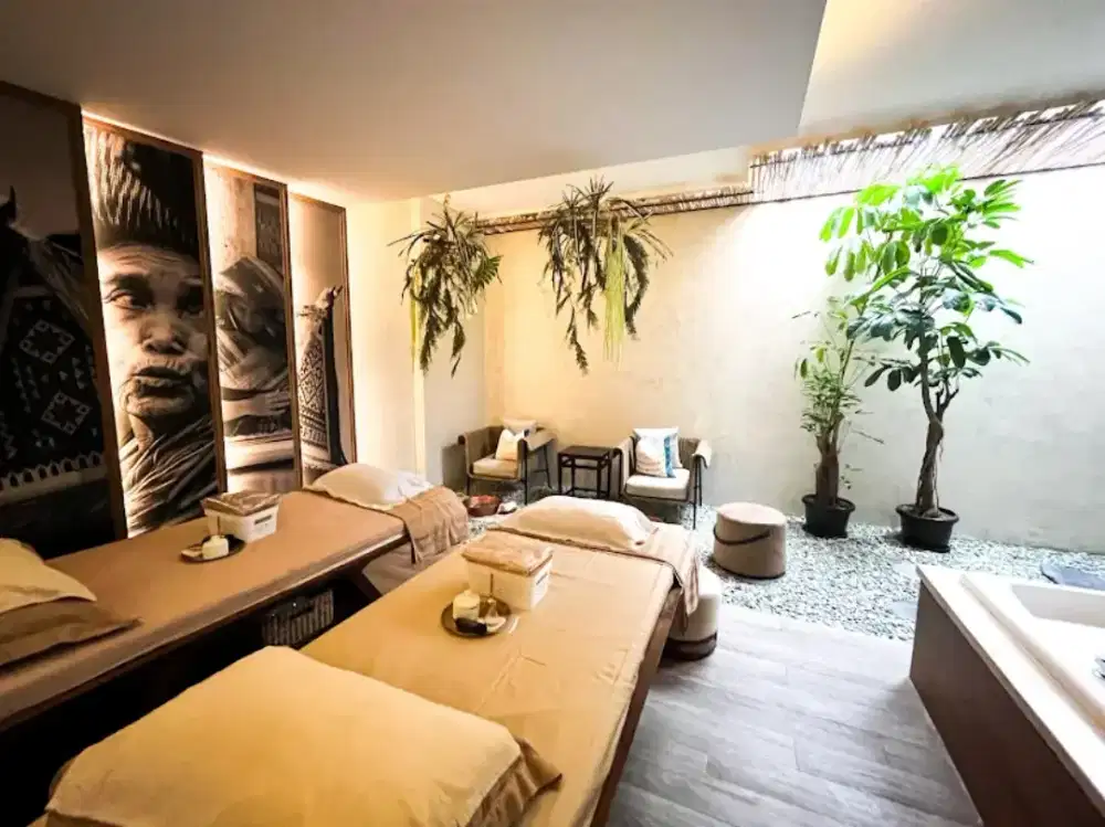 Therapist Spa Massage