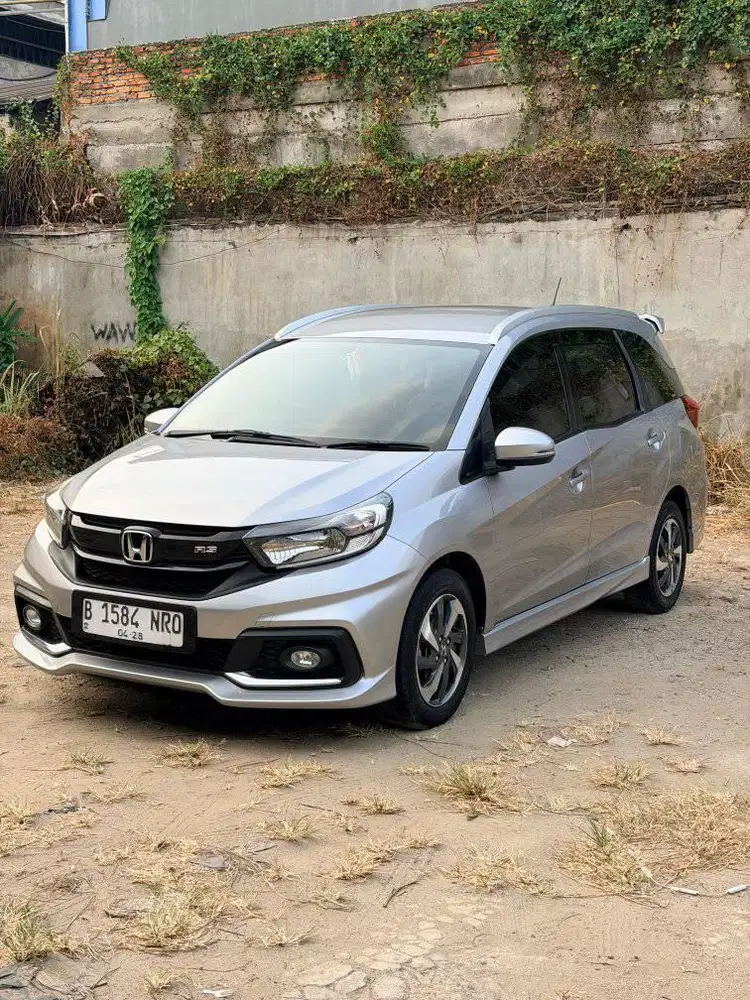 mobilio RS at matic  2017 new model km low