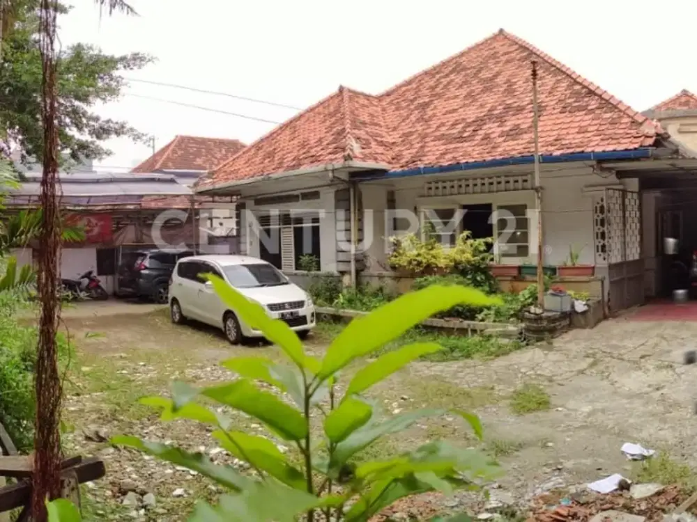 Rumah Hitung Tanah Di Lokasi Strategis Di Menteng