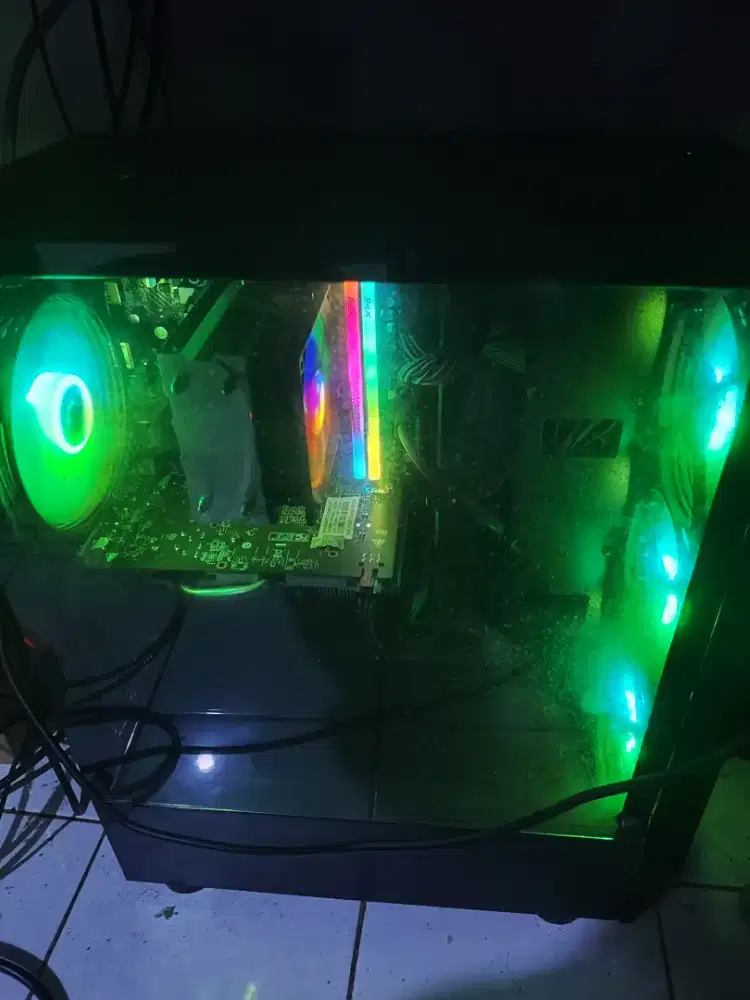 PC komputer design gaming live streaming