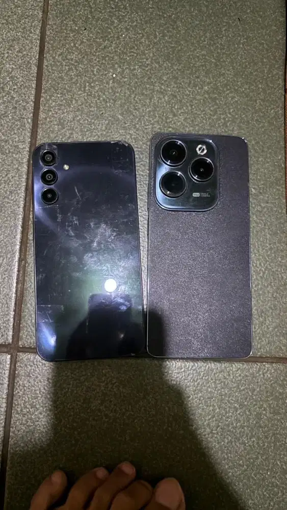 Samsung A15 256 (5G) dan infinix hot 40 pro 256 (5G)
