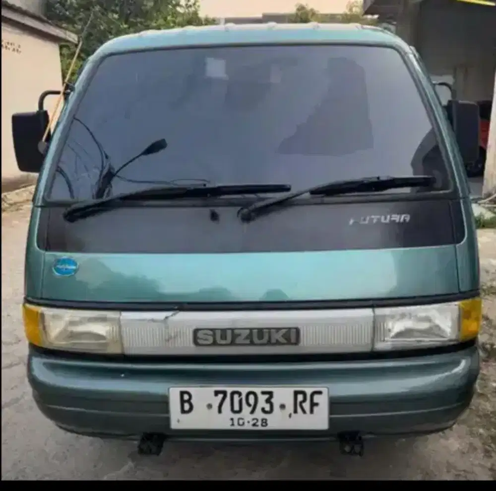 Suzuki Futura 1.3