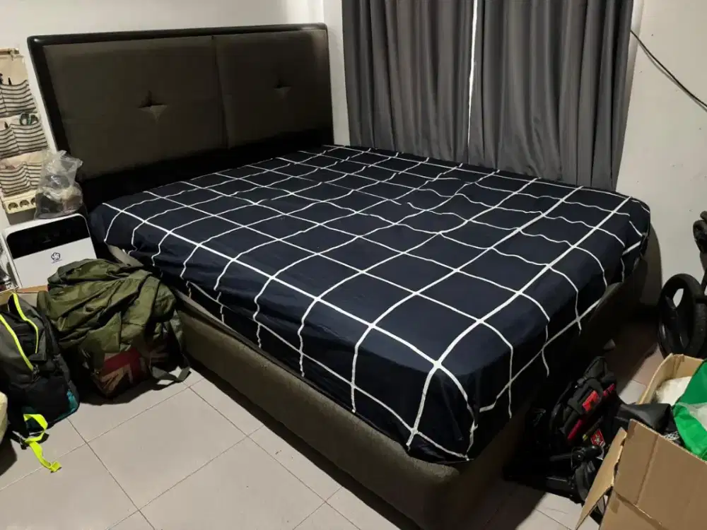 Dijual cepat 1 set springbed