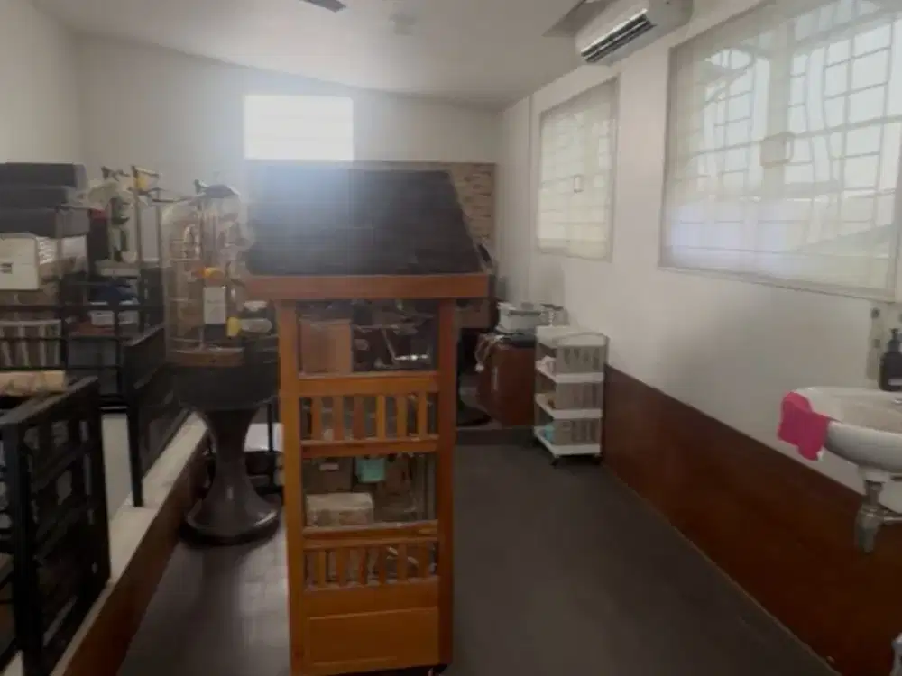 Dijual Rumah 3 Lantai Renovasi di Rossini Gading Serpong, Tangerang