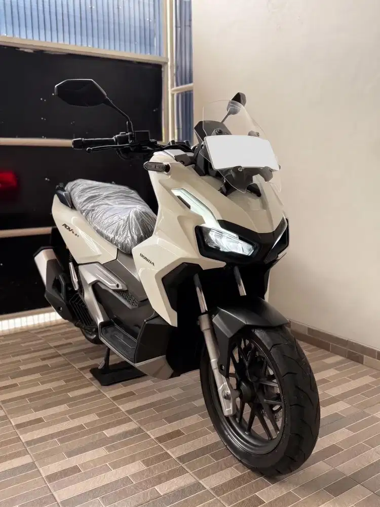 KM 9RB‼️ HONDA ADV 160 KEYLESS Tahun 2023 Warna Putih