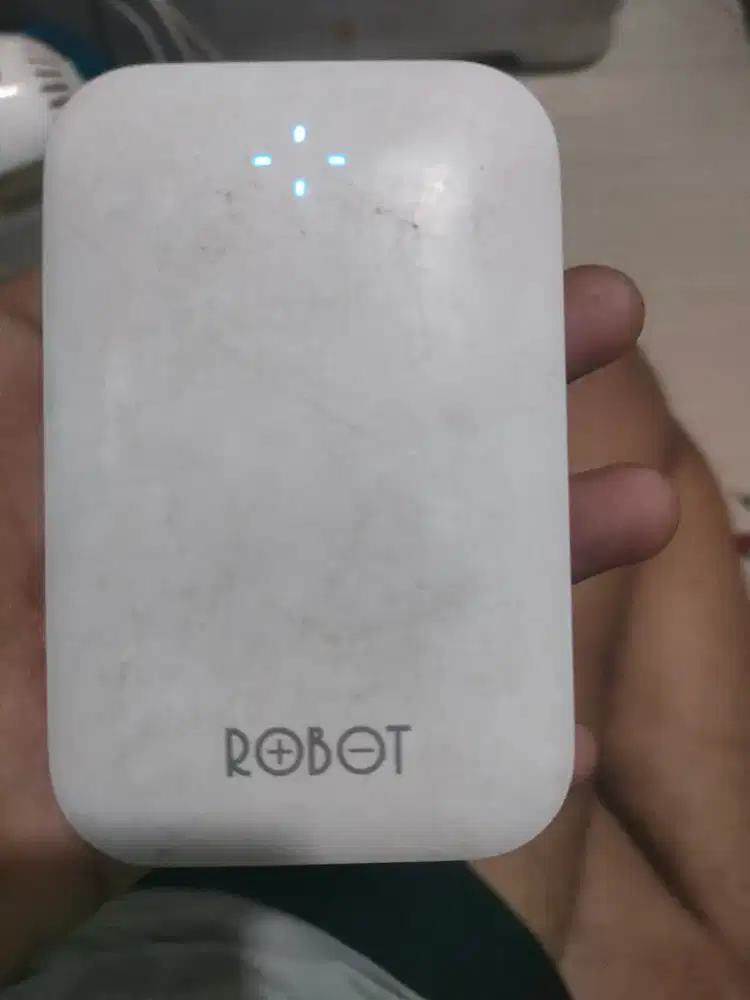 Power Bank ROBOT