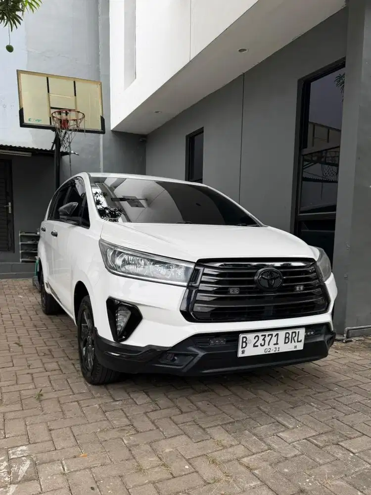 Innova Reborn G Luxury Captain Seat Convert Venturer AT 2021