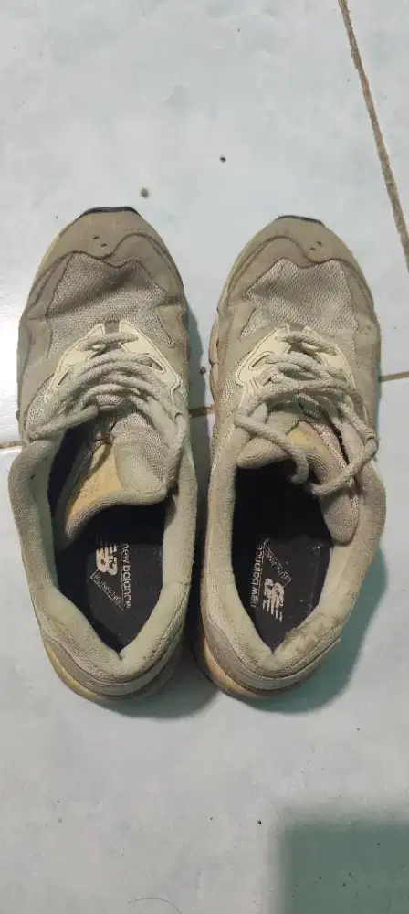 Sepatu NB 850 Abzorb (42) & NB gt 400 mda (38,5)