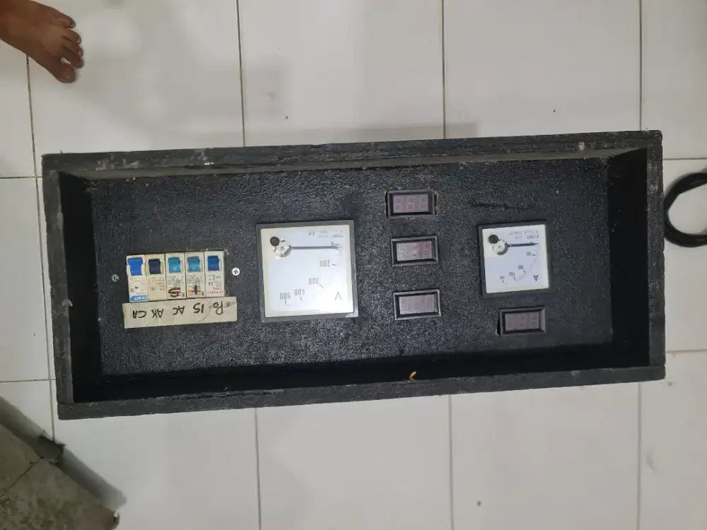 Kontrol panel listrik n stabilizer