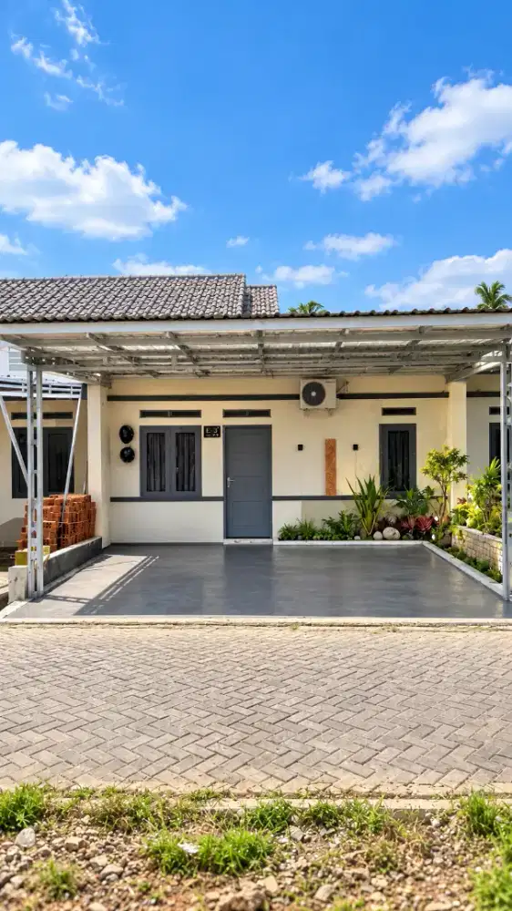 Rumah dekat Pantai Carita