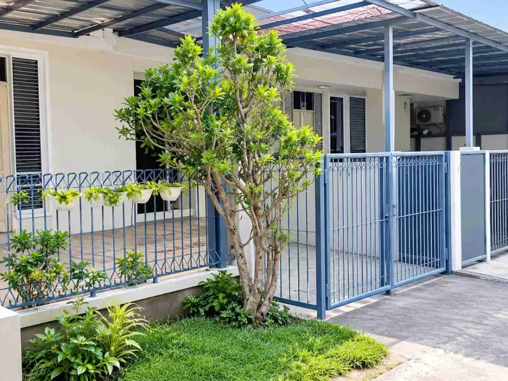 Rumah Siap Huni Dekat Stasiun Cakung Di Taman Modern Jakarta-Timur