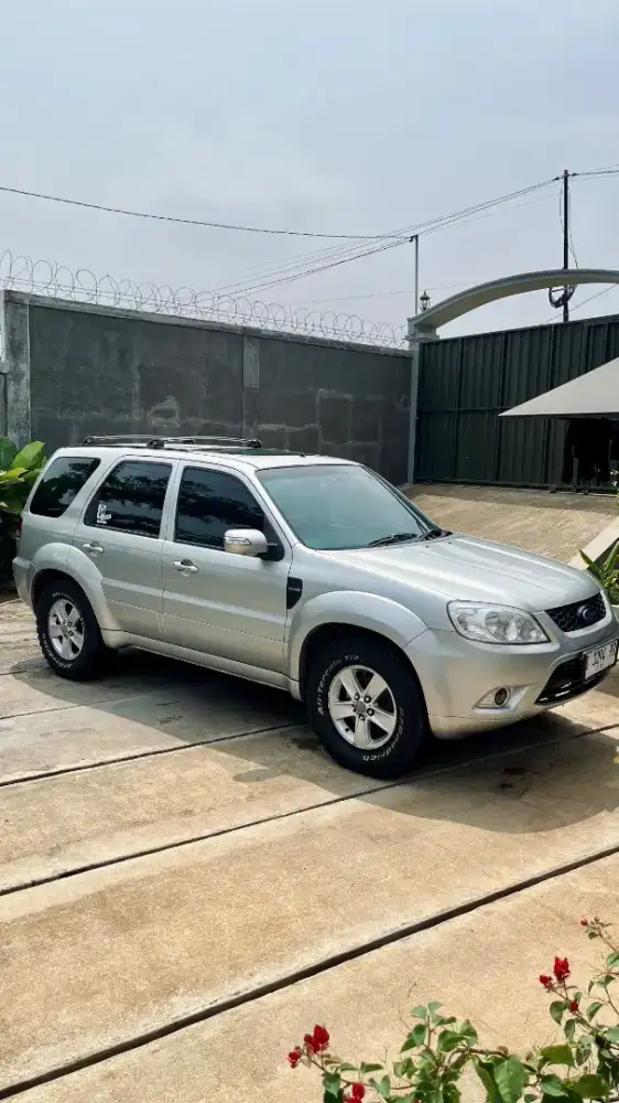 Ford Escape Automatic 2010