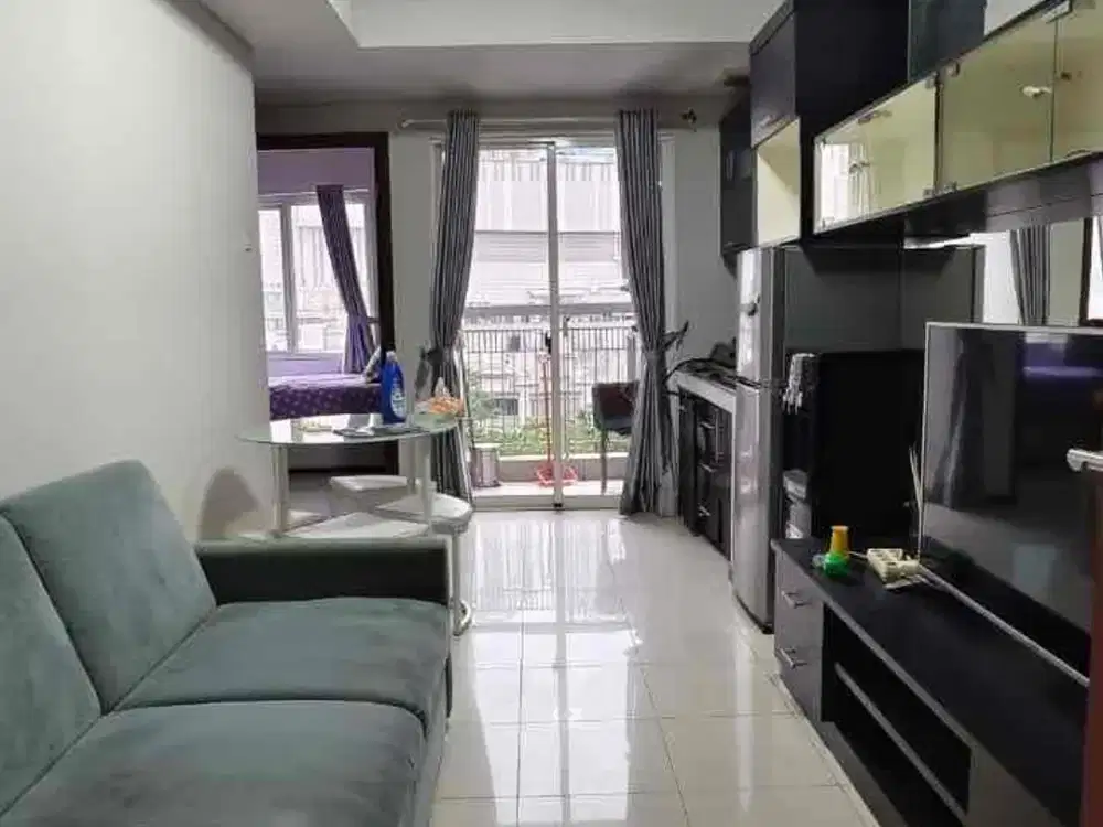 Royal Mediterania 2 KT Full Furnish Mewah Lantai Rendah View Pool