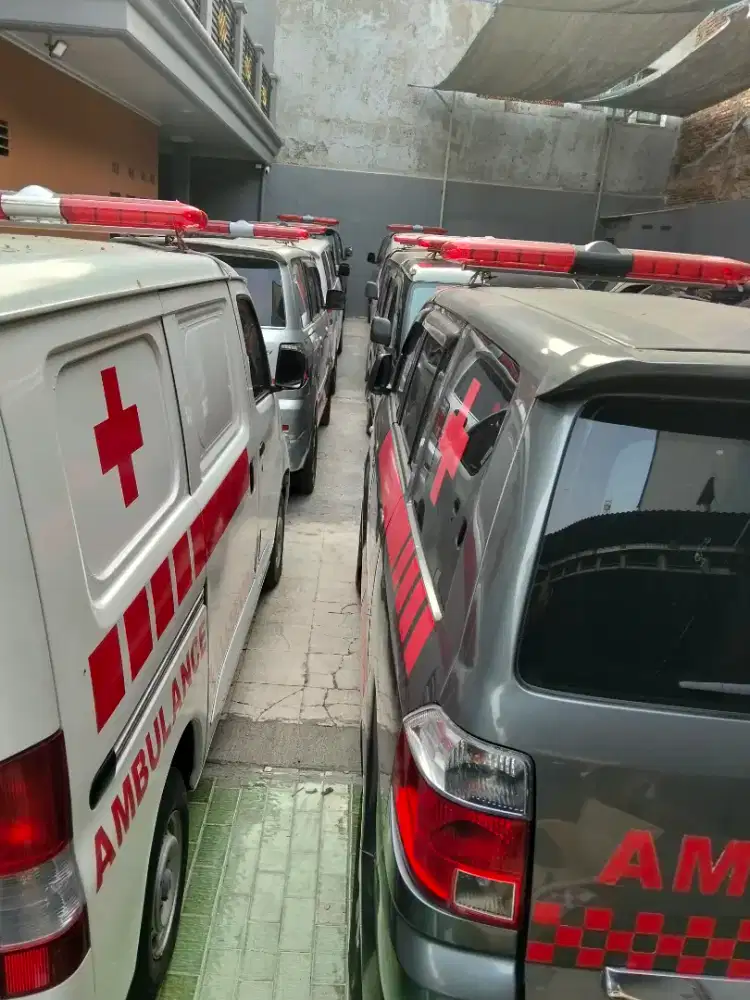 granmax grandmax grand max blindvan ambulance ambulan 2020