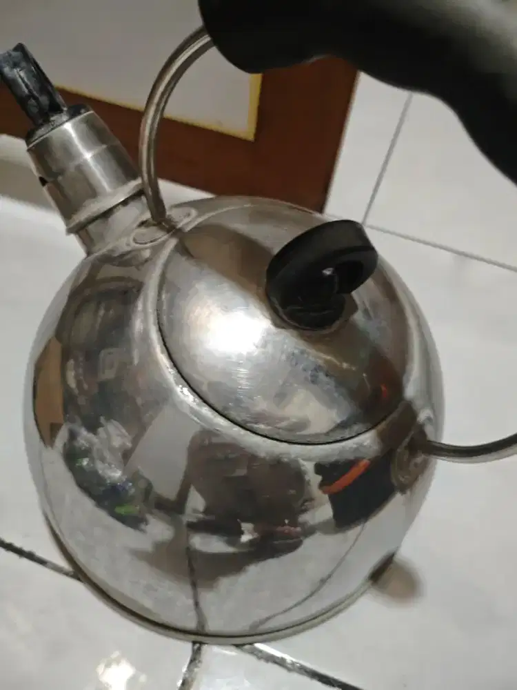 Bekas teko air panas