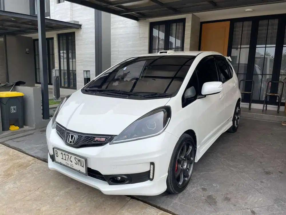 [ISTIMEWA] Jazz RS Matic, Siap Pakai