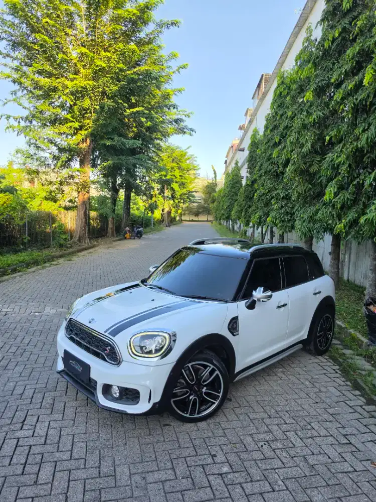 MinicooperS countryman jcw package facelift 2018 / 2019 A/T Putih