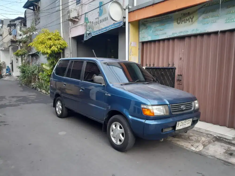 Toyota Kijang LGX 1.8 Bensin manual