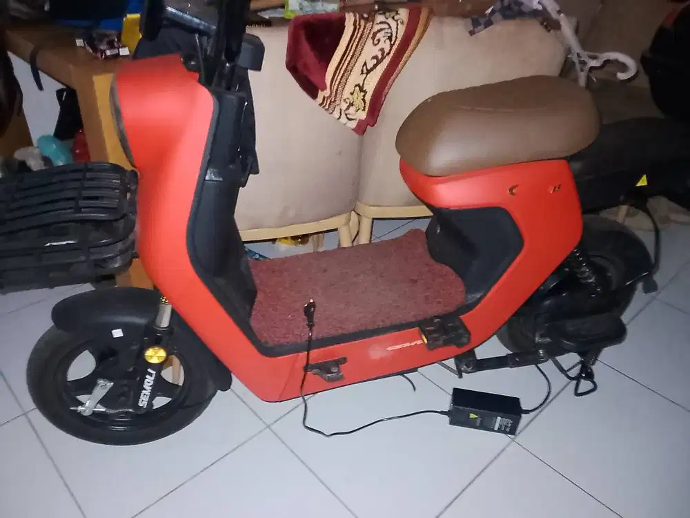 Jual sepeda listrik bekas like new