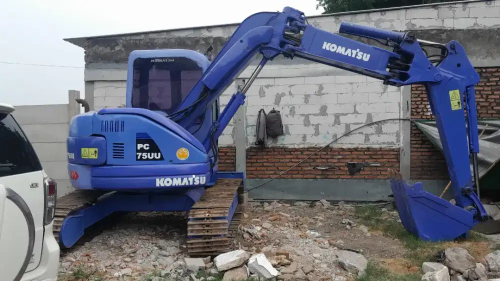 Exsavator pc 75 -3 UU thn 2016