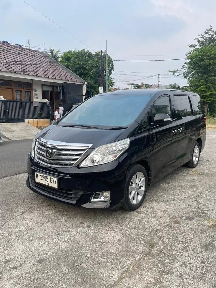 Toyota Alphard 2013 Bensin