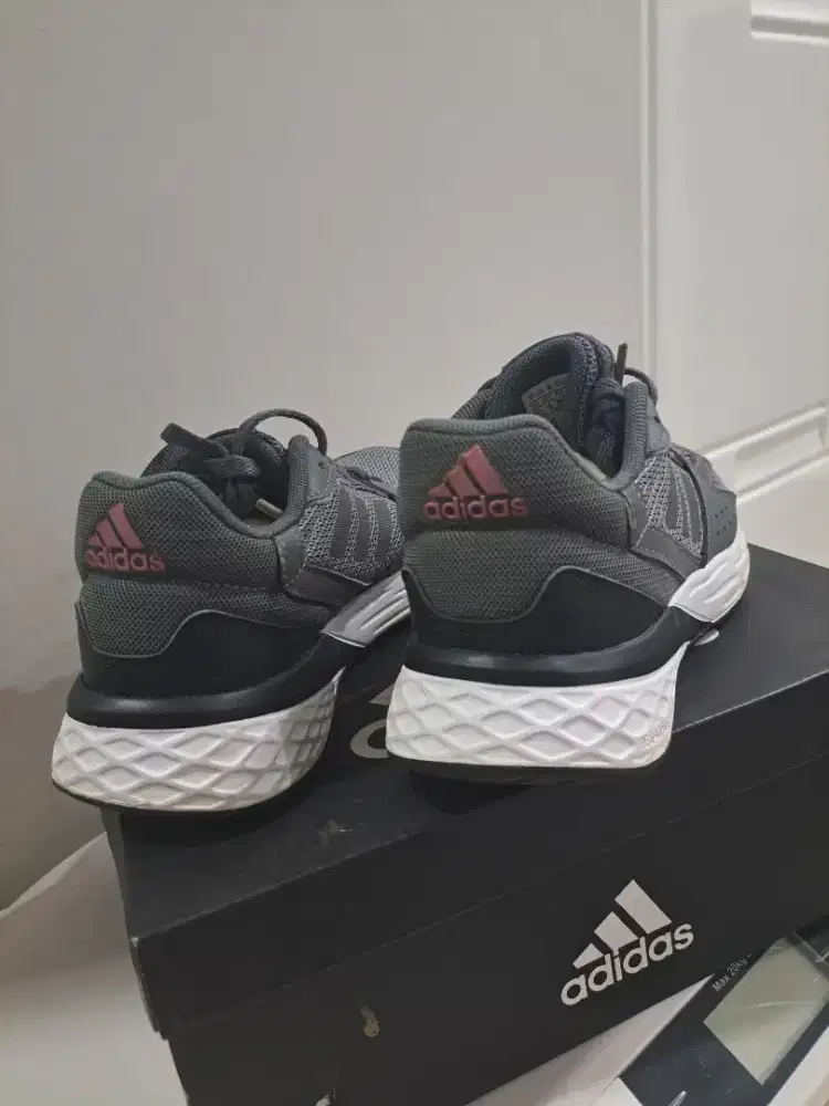 Sepatu anak adidas original
