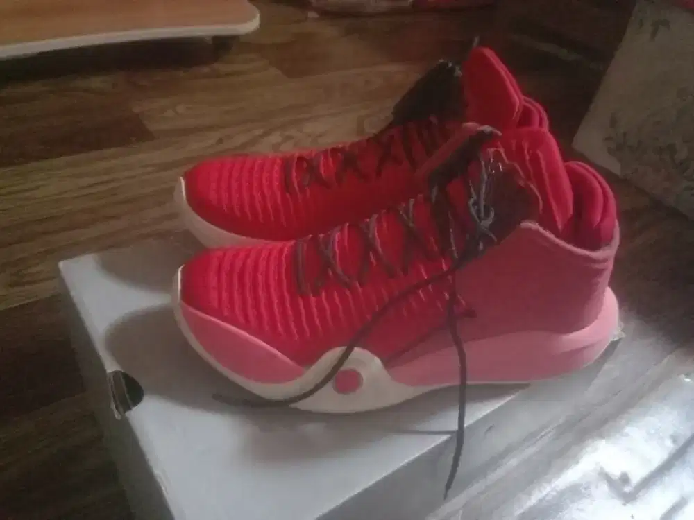 Sepatu basket nike air jordan xxxll nom 42-43