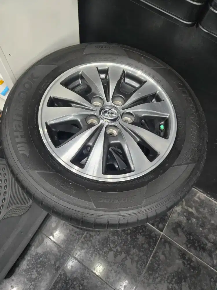 Velg & Ban Innova