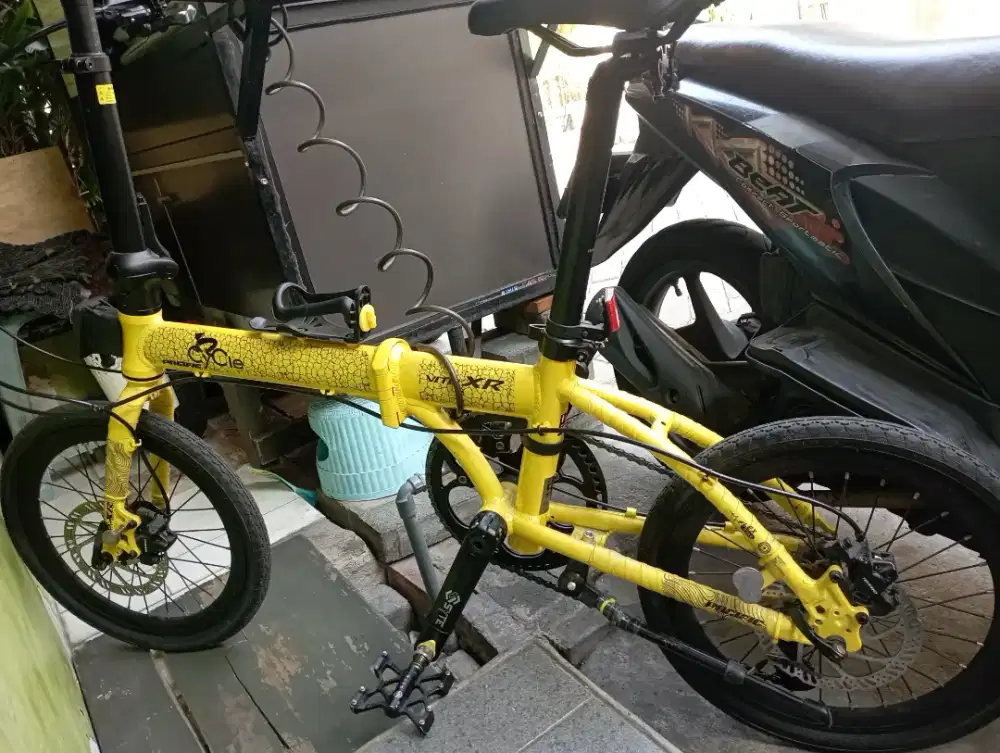 Sepeda lipat pacific Vito XR