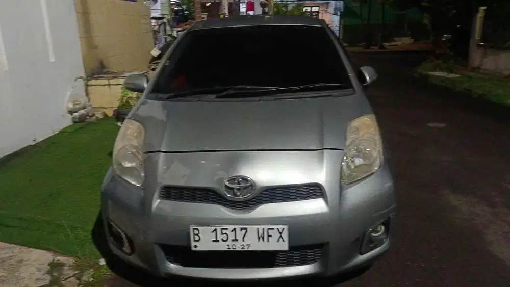 Toyota Yaris 2012 Bensin