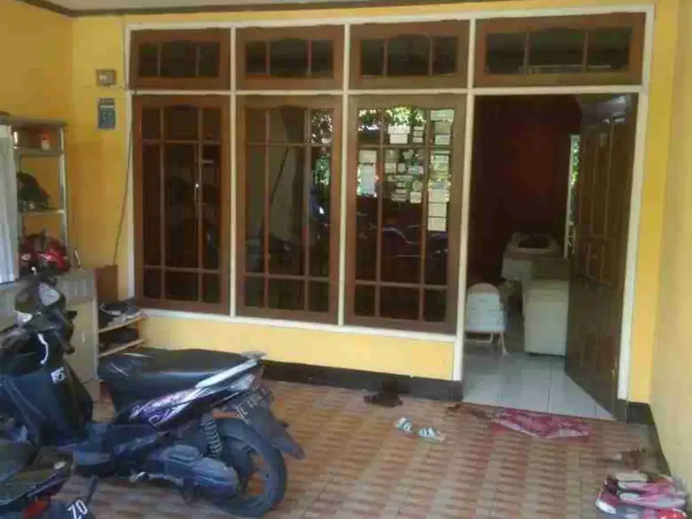 Langka Dijual Rumah SHM Dukuh Kupang Area Kampus Bisa Buat Rumah Kost