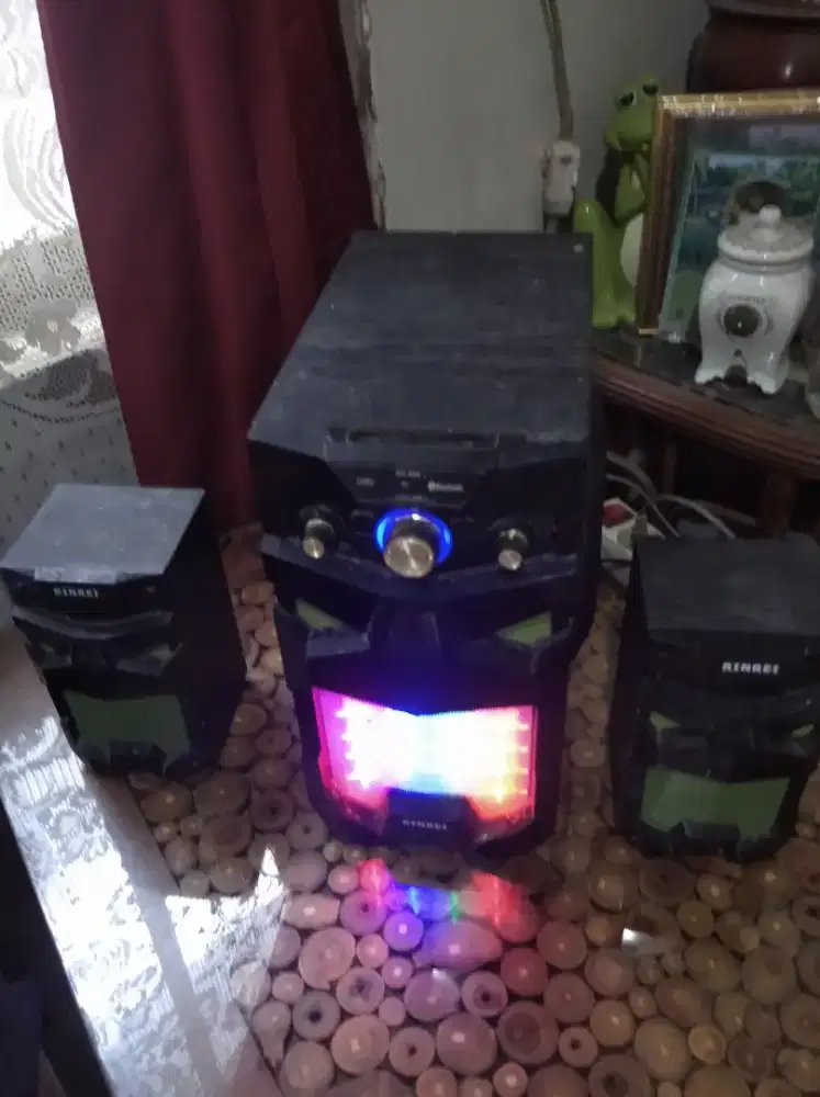 Speaker aktif rinrei normal suara mantap