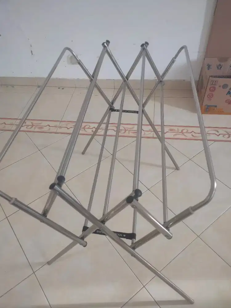 Jemuran kecil dalam rumah untuk handuk dll Jual Cepat
