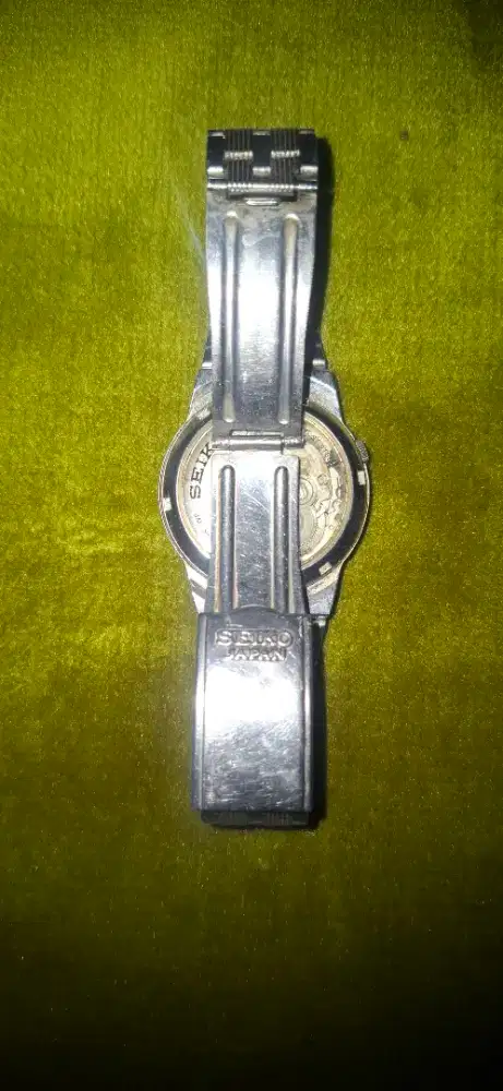 jam otomatis merk SEIKO thn 1990 an