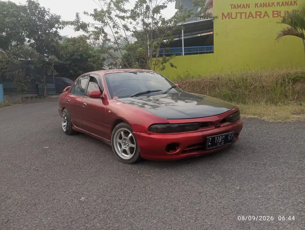 Mitsubishi Galant v6