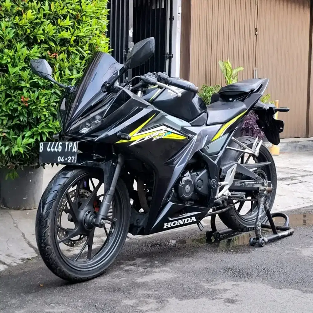 All New Honda CBR 150 CC Facelift  Tahun 2016 ISTIMEWA