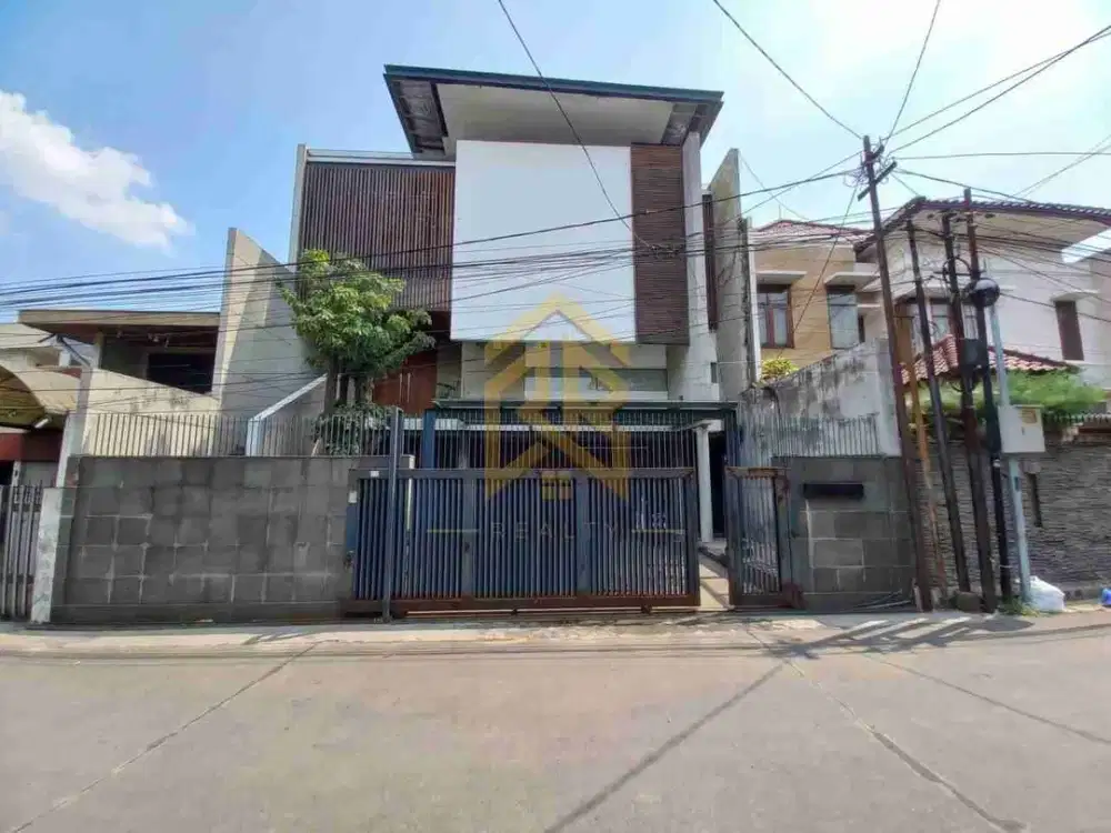 Rumah Mewah 2 Lantai di Rajawali Sudirman dkt Hussein Sastranegara