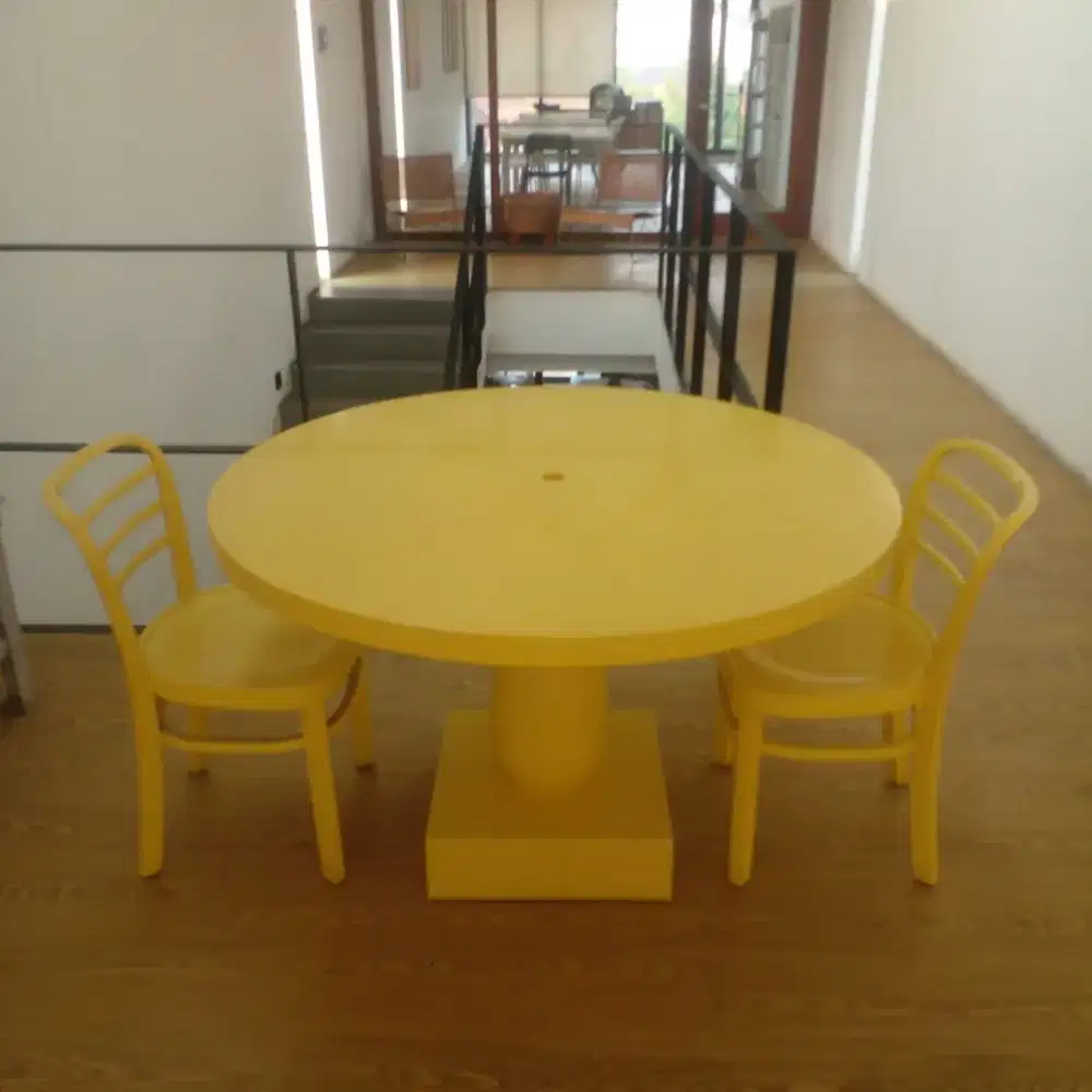 Jual Murah 1 Set Meja & 2 Kursi Finishing Ducco