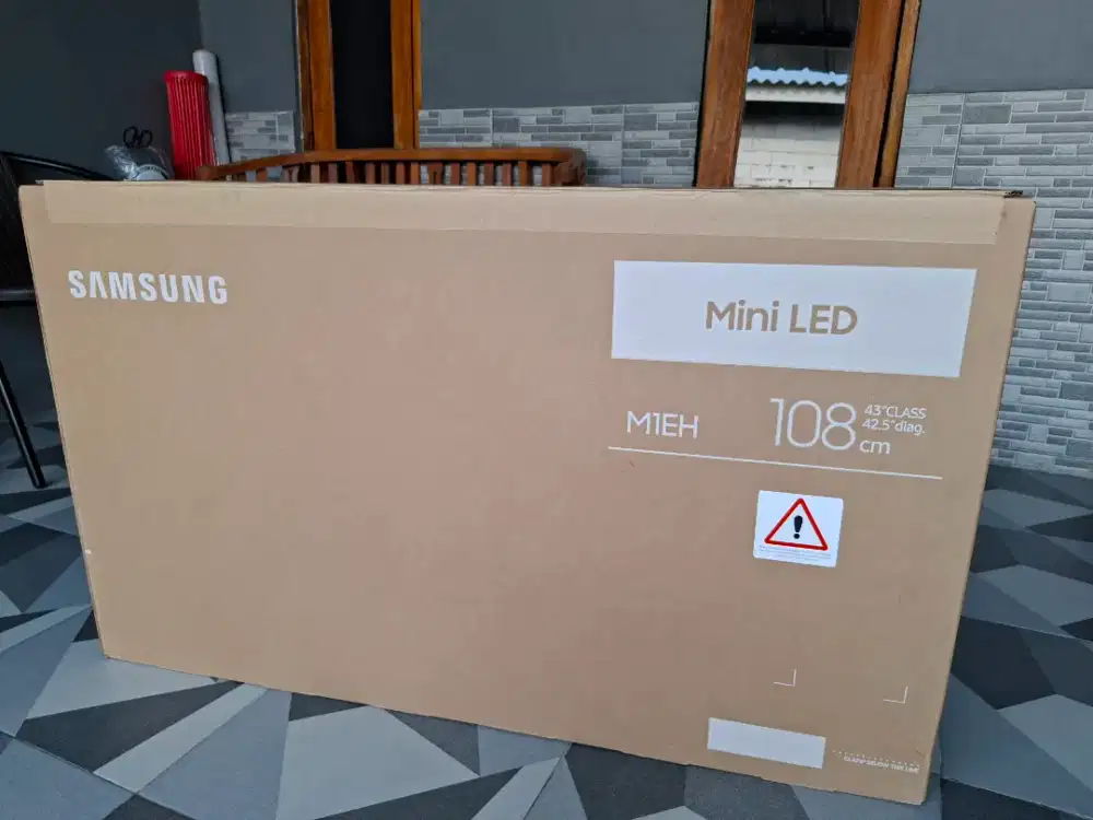 New Samsung mini LED 43 inch 43ME1H 4K UHD