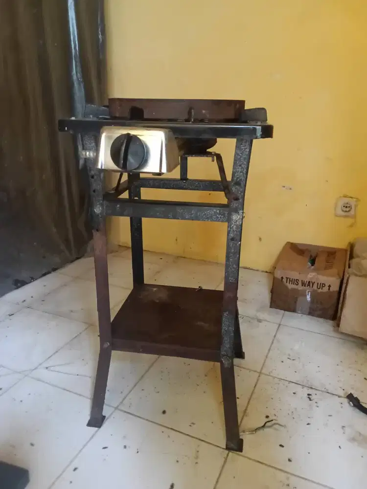 Kompor gas buterfly kaki tinggi