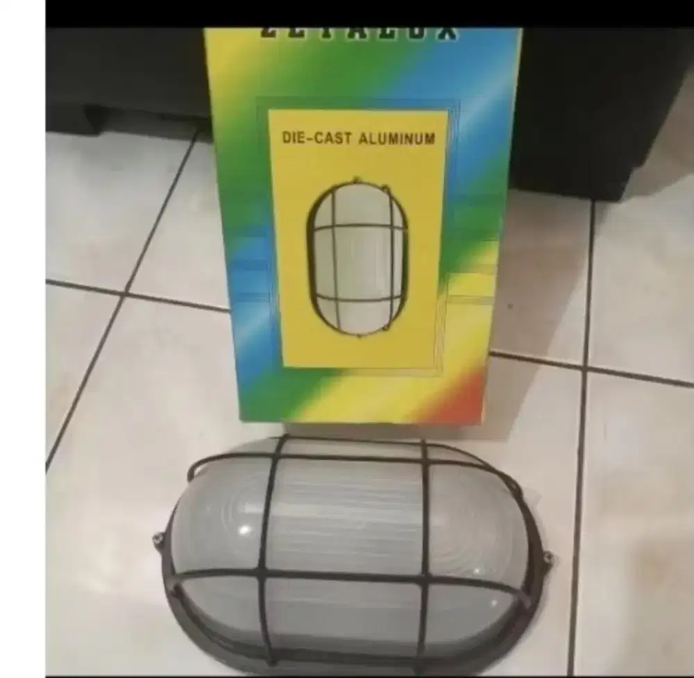 Kap lampu kapal ball ice zetalux